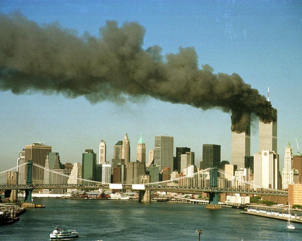 A haunting image of the Twin Towers with a soundscape of decaying loops in the background, symbolising the Disintegration Loops' poignant reflection on 9/11