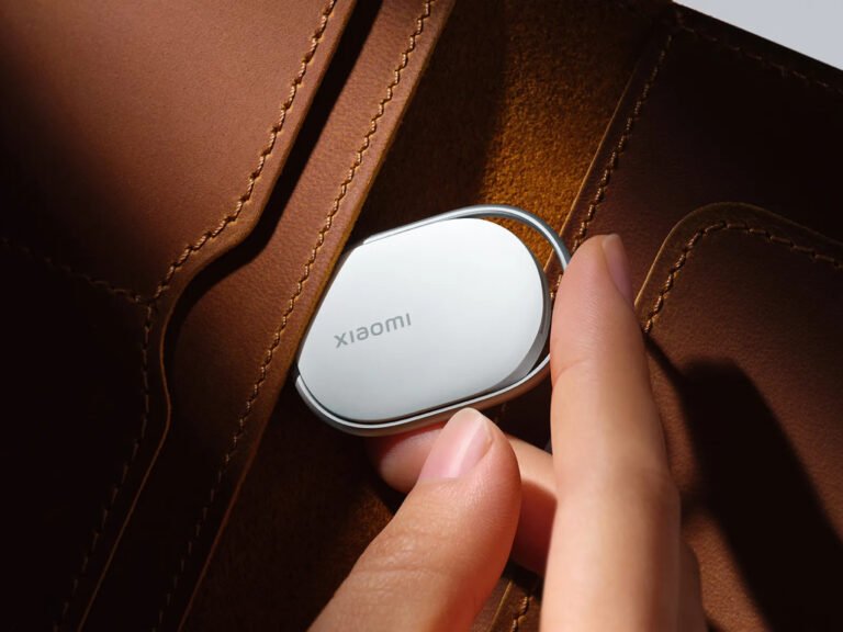 The Xiaomi Tag is a small, sleek tracking device that's compatible with Apple Find My and Google Find Hub services, featuring a long battery life and compact design, available in single and four pack bundles, with a range of vibrant colours to choose from, making it an attractive option for those looking for a reliable tracking solution