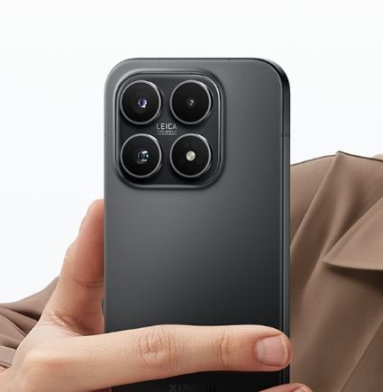 The Xiaomi 17 Max smartphone features a 200 MP main camera, periscope zoom lens, and improved audio hardware, making it a top contender in the smartphone market with its sleek design and colour options