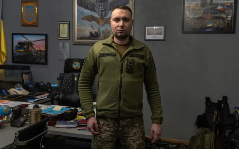 Zelensky's new aide with a poker face