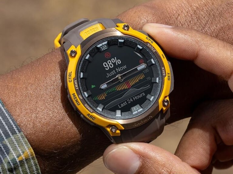 A person wearing a Garmin smartwatch while running in the UK, with a descriptive display of the Interval Workout feature on the screen, showcasing the latest update and its benefits for fitness enthusiasts