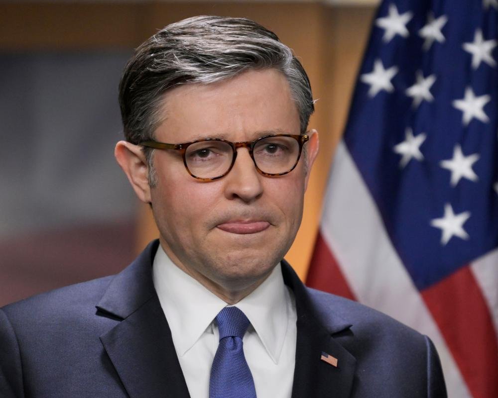 President Trump and Iranian leaders in a tense meeting, with a backdrop of US and Iranian flags, highlighting the complex and volatile nature of the US-Iran relationship and the implications of the Iran war