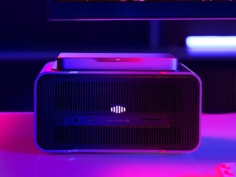 The Khadas Mind Graphics 2 eGPU features a desktop Nvidia RTX 5060 Ti 16GB GPU, providing exceptional graphics performance and colour accuracy, making it ideal for gaming, graphic design, and other demanding applications in the UK