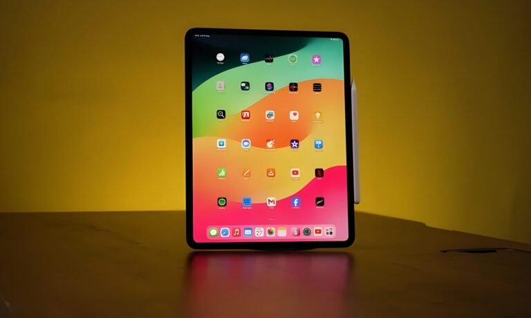 The Apple M4 iPad Air, featuring a stunning 10.9-inch Liquid Retina display with vibrant colours and a sleek design, perfect for use in the UK. With its advanced camera capabilities and robust performance, this device is sure to impress. The iPad Air's unique blend of style and substance makes it an excellent choice for anyone seeking a high-quality tablet experience in the UK.