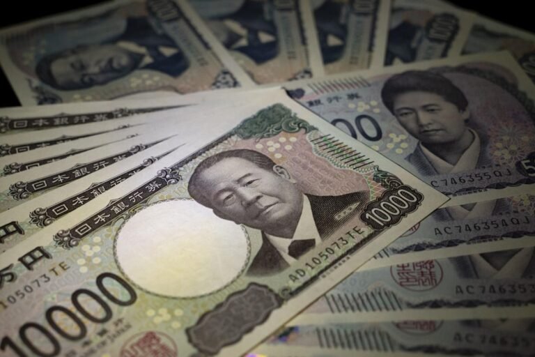 japanese yen currency forecast