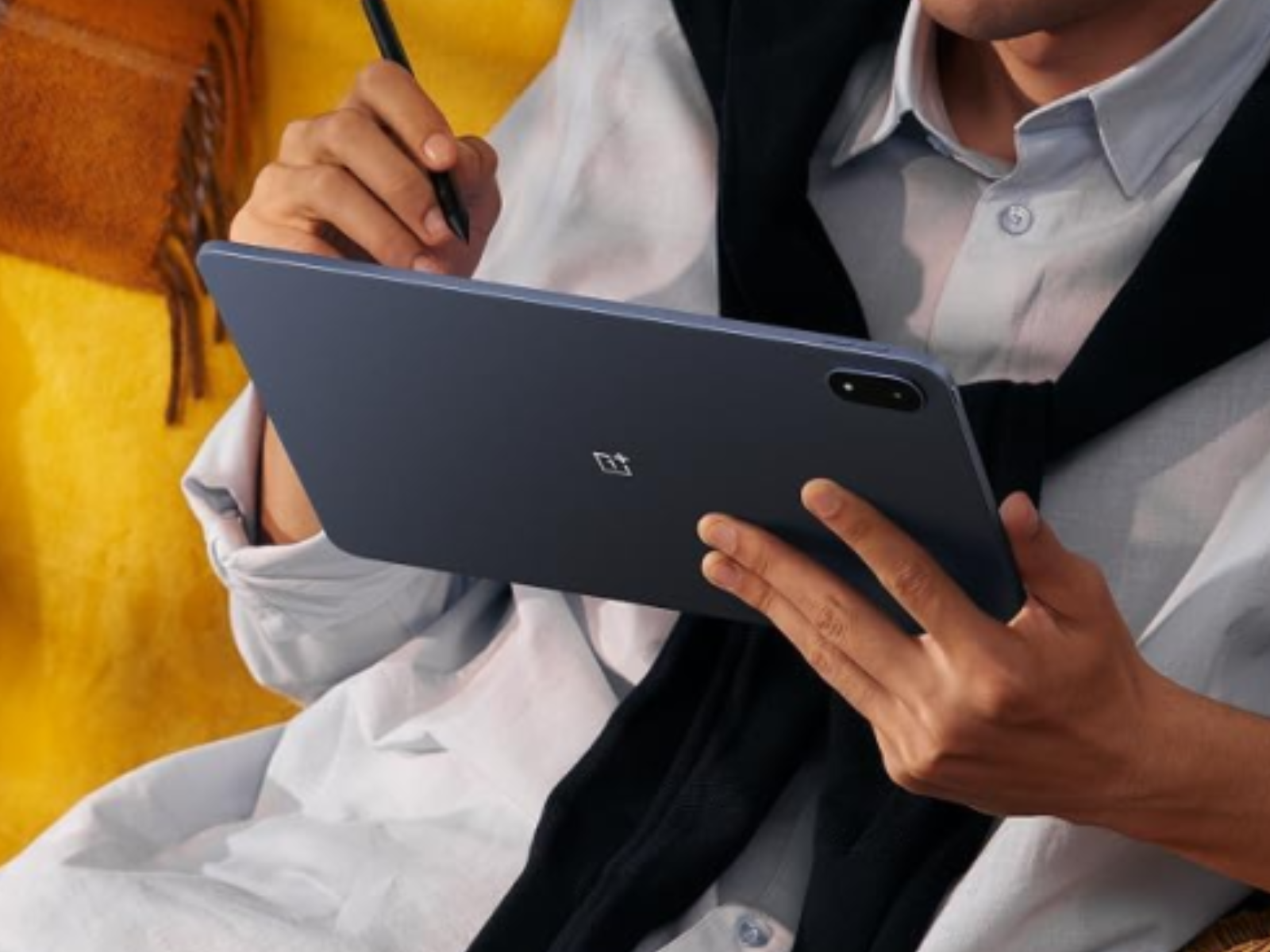 The OnePlus Pad 3 Pro features a large, stunning display and a powerful Snapdragon chipset, making it a top choice for UK consumers seeking a high-quality tablet with advanced specs and features, including a compact design and user-friendly interface