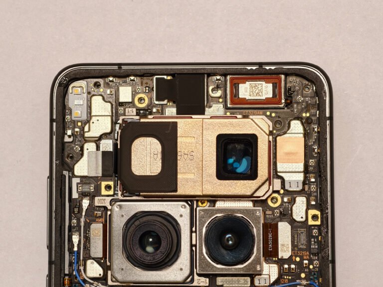 The Vivo X300 Ultra features a 35 mm camera and 400 mm zoom capabilities, making it a top contender in the UK flagship market with its impressive camera samples and powerful performance, showcasing its ability to capture high-quality images in different lighting conditions