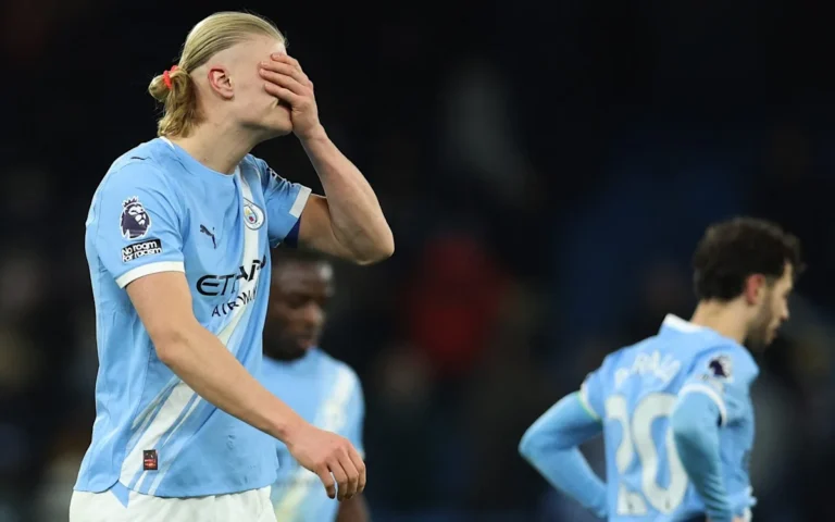 Manchester City's fragile defence in action