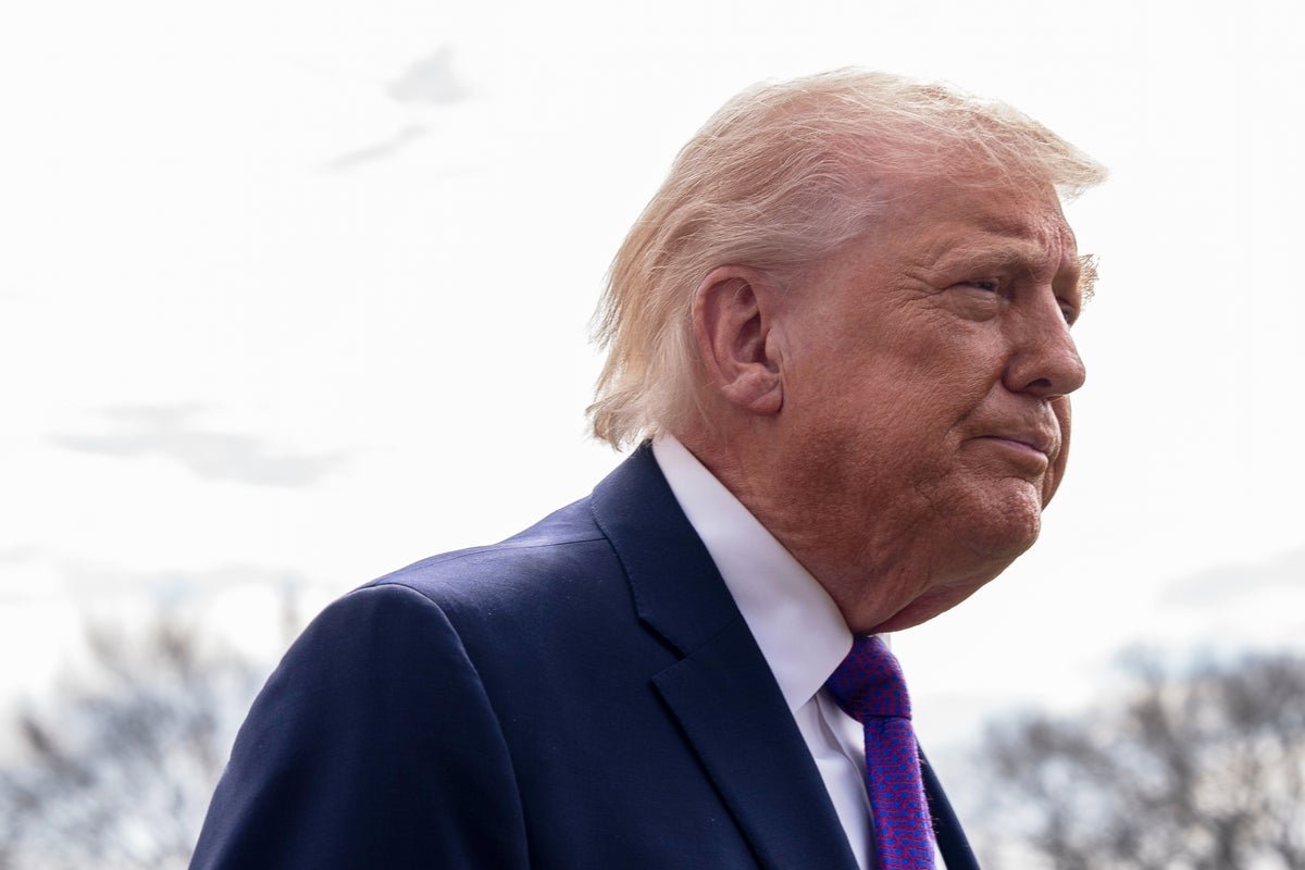 Trump speaking at a press conference, with a journalist in the foreground, symbolising the tense relationship between politicians and the media, with a focus on voting records and the FBI's investigation