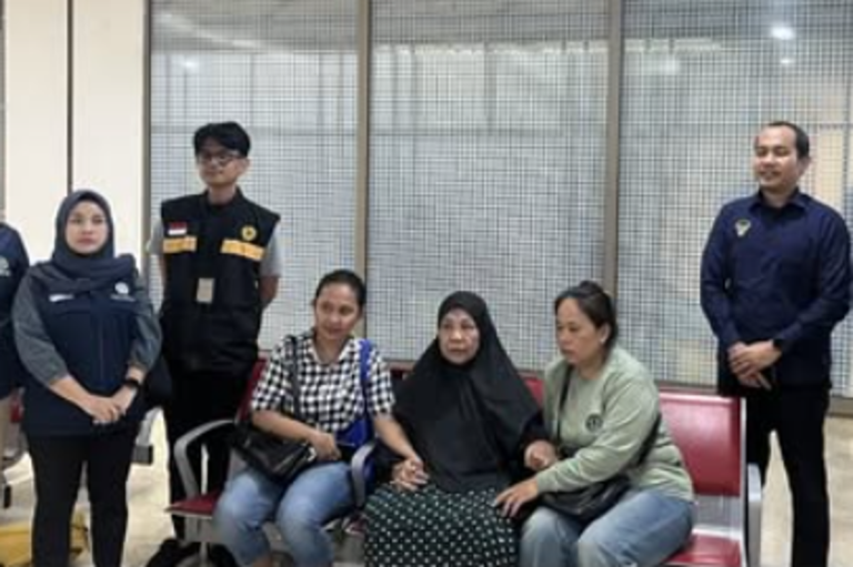 An Indonesian grandmother, freed from Malaysia's death row after 15 years, returns home to a hero's welcome, surrounded by loved ones and human rights advocates, with her story highlighting the importance of compassion and empathy in the fight against the death penalty