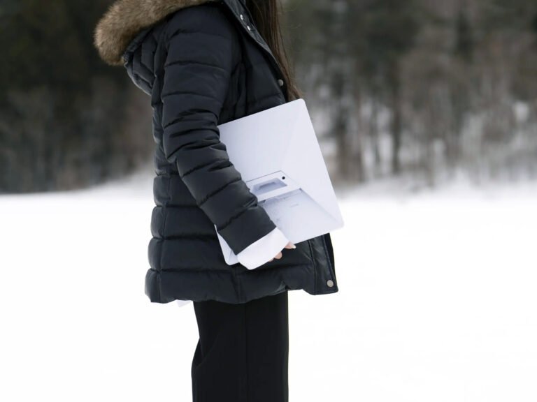 The Starlink Mini dish is a compact and portable satellite internet device that provides high-speed internet connectivity, even in areas where traditional broadband services are not available, with a 20% discount on the direct purchase price in the UK