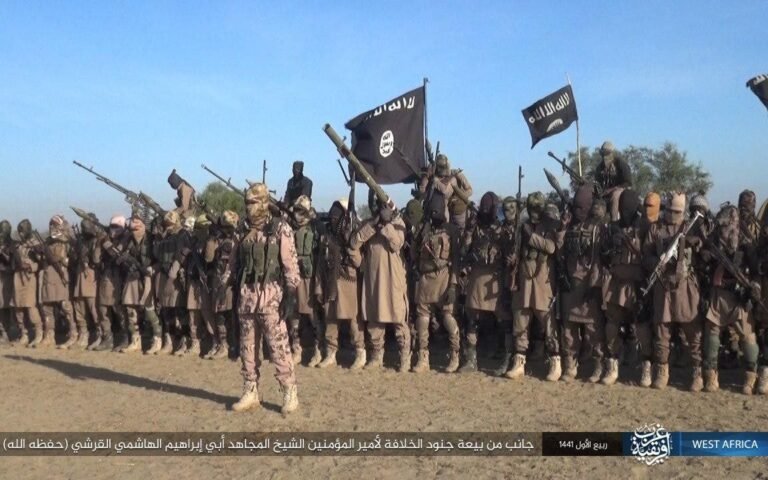 US air strikes target Scum in Nigeria