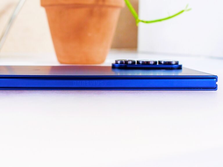 A close-up of Samsung's crease-less display technology on the Galaxy Z Fold8, showcasing its nearly invisible crease and sleek design, a feature that will be shared with Apple's first foldable iPhone, offering UK consumers a more immersive experience