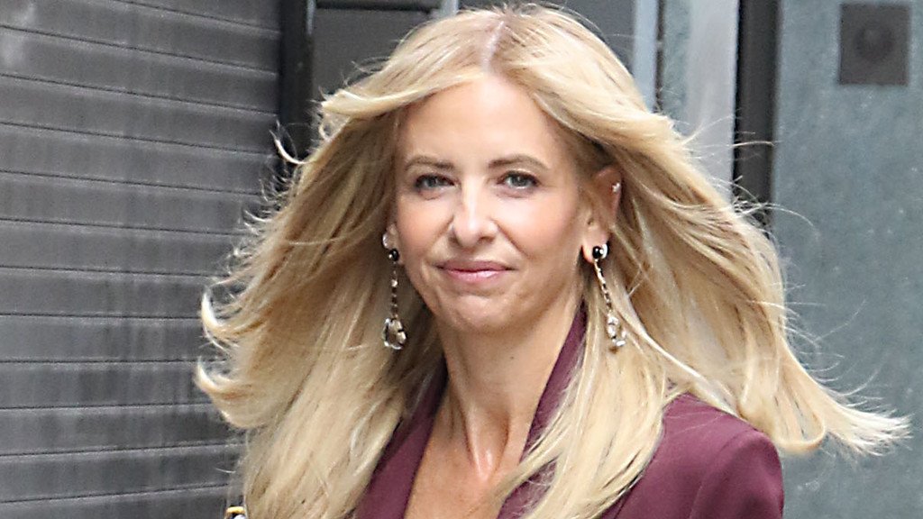 A photo of Nicholas Brendon and Sarah Michelle Gellar on the set of Buffy the Vampire Slayer, showcasing their strong bond and chemistry as co-stars, with a mix of colour and black and white tones, highlighting the show's blend of drama, action, and humour, and the impact of Brendon's behaviour on his colleagues and fans