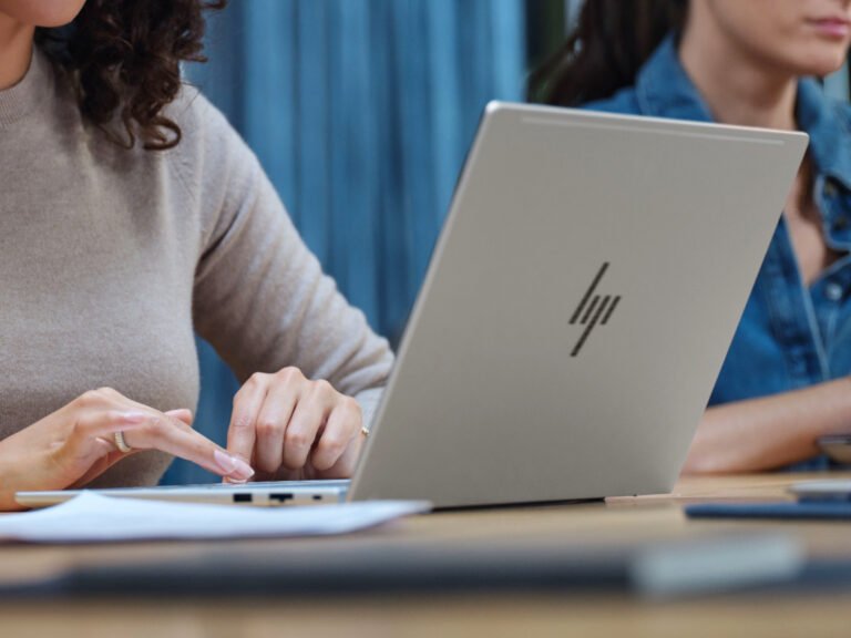 A close-up of the HP EliteBook 6 G2q's stunning OLED display, showcasing vibrant colours and exceptional viewing angles, with the Qualcomm Snapdragon X2 Elite processor and up to 64 GB of RAM