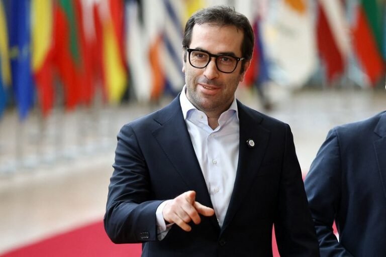 A US military plane flying in the sky, with a caption saying Spain closes airspace to US planes involved in Iran conflict, a significant development in international relations