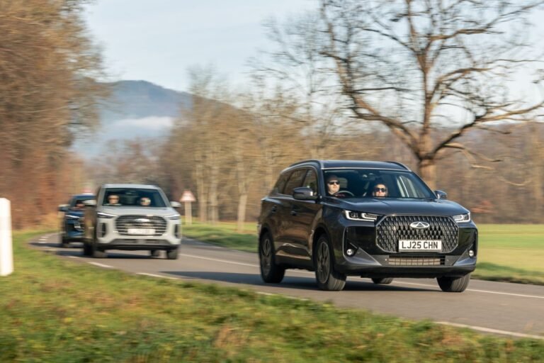 A comparison of electric and plug-in hybrid cars, showcasing their unique features and benefits, with a focus on sustainable transport and green technology