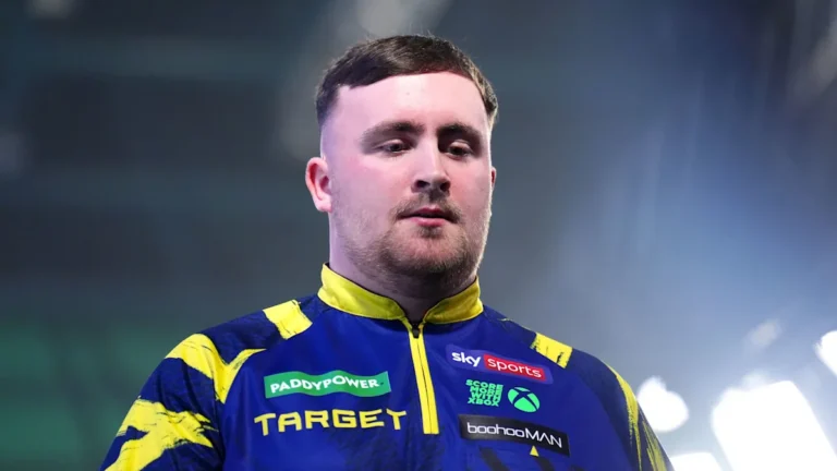 darts players in action at the World Series