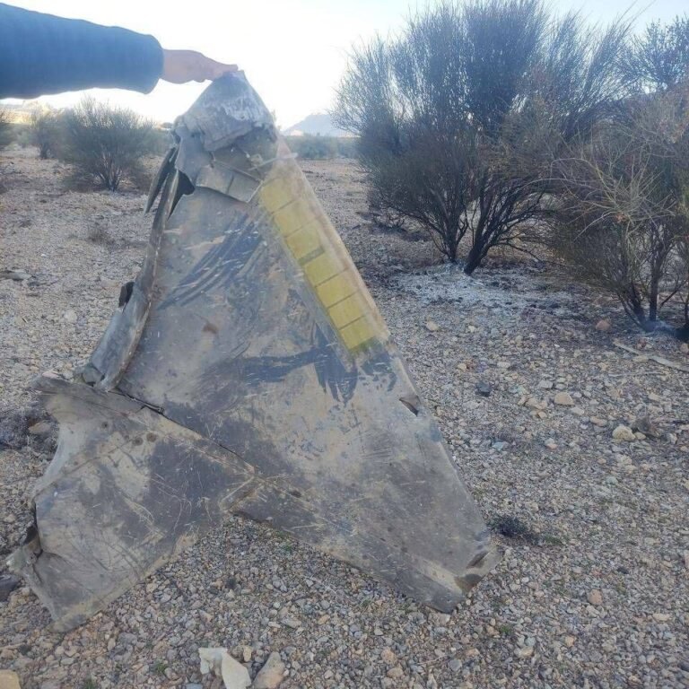 A US fighter jet is seen in flight, with a landscape of Iran in the background, as a rescue operation is underway to save a crew member after the plane was downed in Iranian airspace, highlighting the primary keyword of US fighter jet
