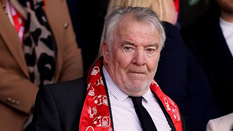 john robertson nottingham forest legend