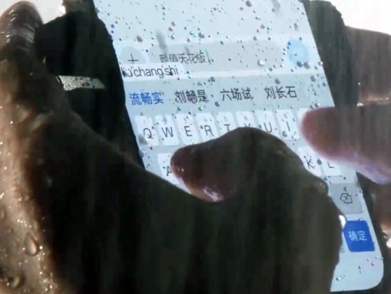 A person holding a phone in the rain, with a cityscape in the background. The phone is fully functional, showcasing Oppo's innovative rain-resistant technology. This breakthrough is set to change the way we use our phones in the UK, providing a new level of freedom and convenience.