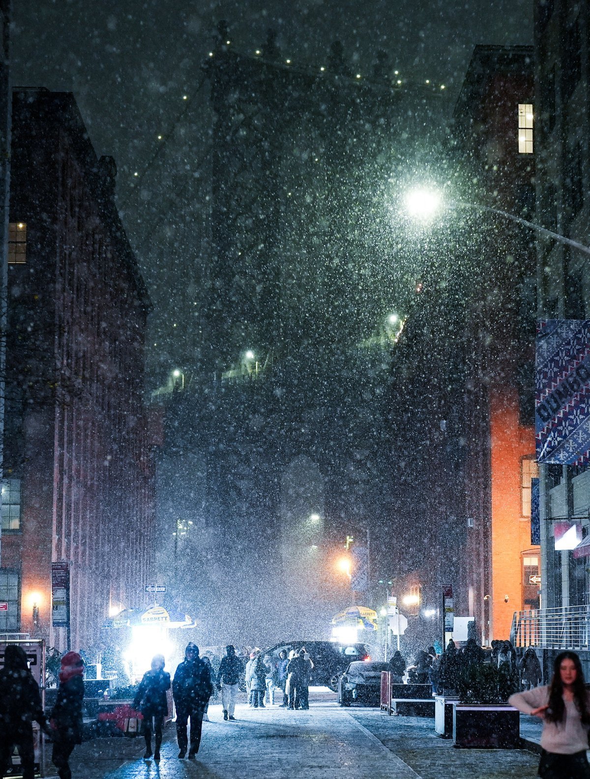 New York snowstorm affects UK finance