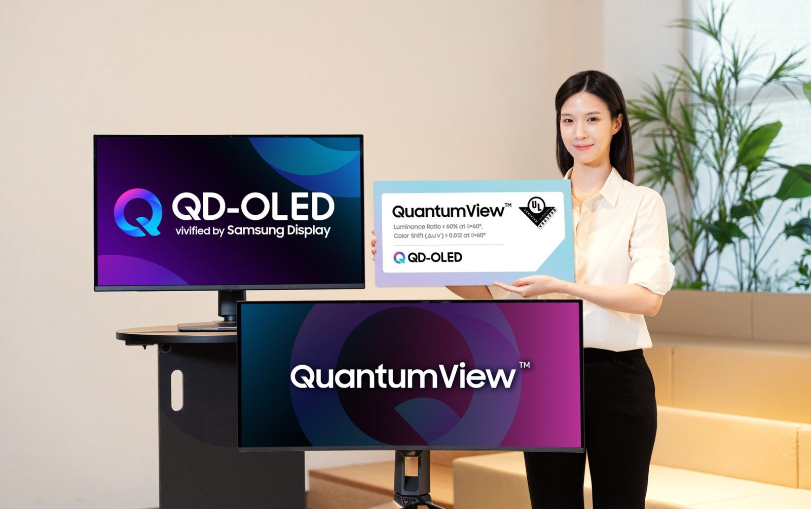 Samsung's QD-OLED display featuring vibrant colours and wide viewing angles, verified by QuantumView for exceptional picture quality in the UK