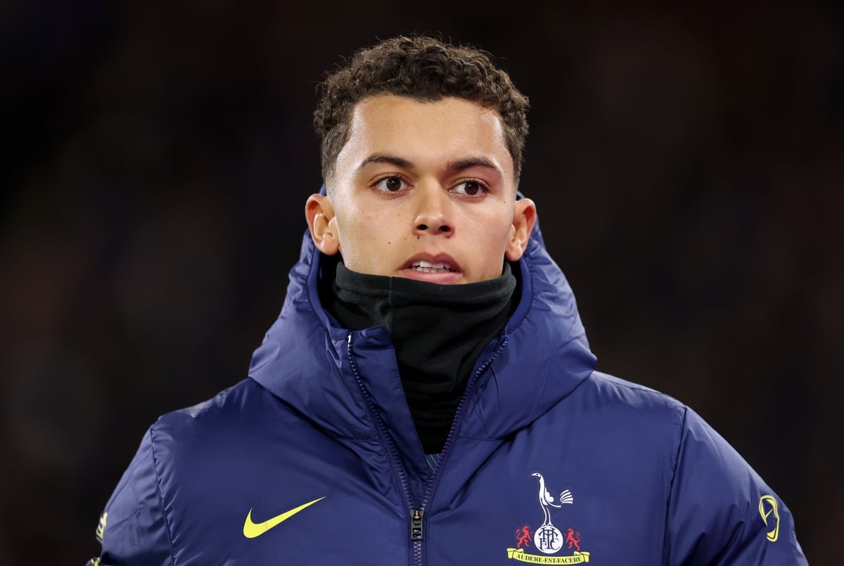 Brennan Johnson football transfer news