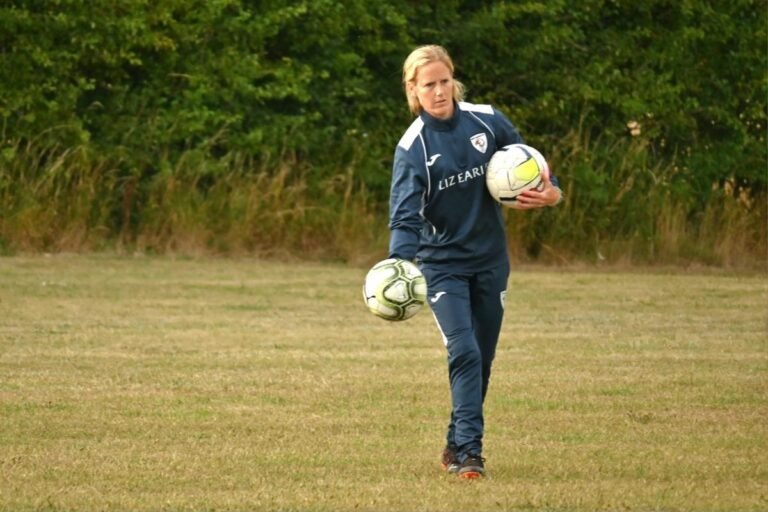 Isle of Wight football team new manager