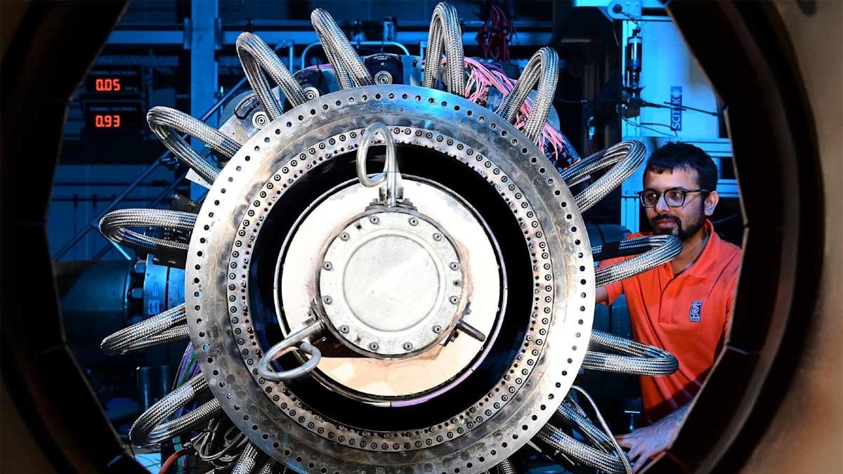 FTSE 100 stocks to invest in 2026