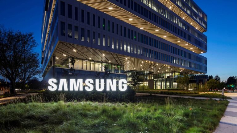 Samsung's headquarters in the UK, with a backdrop of cutting-edge technology and innovation, representing the company's commitment to delivering high-quality products and driving growth in the tech industry, with a focus on memory resources and semiconductor technology