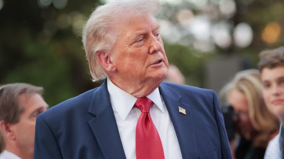 US and Iranian flags, symbolising the delicate balance of power in the Middle East, with the potential for cooperation or conflict, as the two sides negotiate a deal on Iran's nuclear programme and economic sanctions