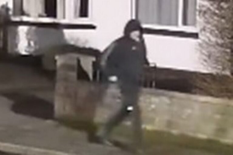 Man robbed of Rolex watch in UK