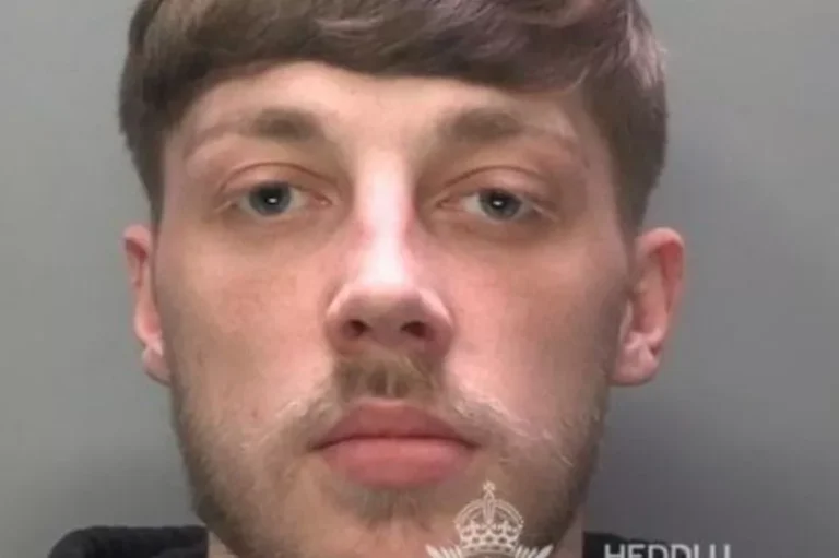 UK road with horse riders and cyclists