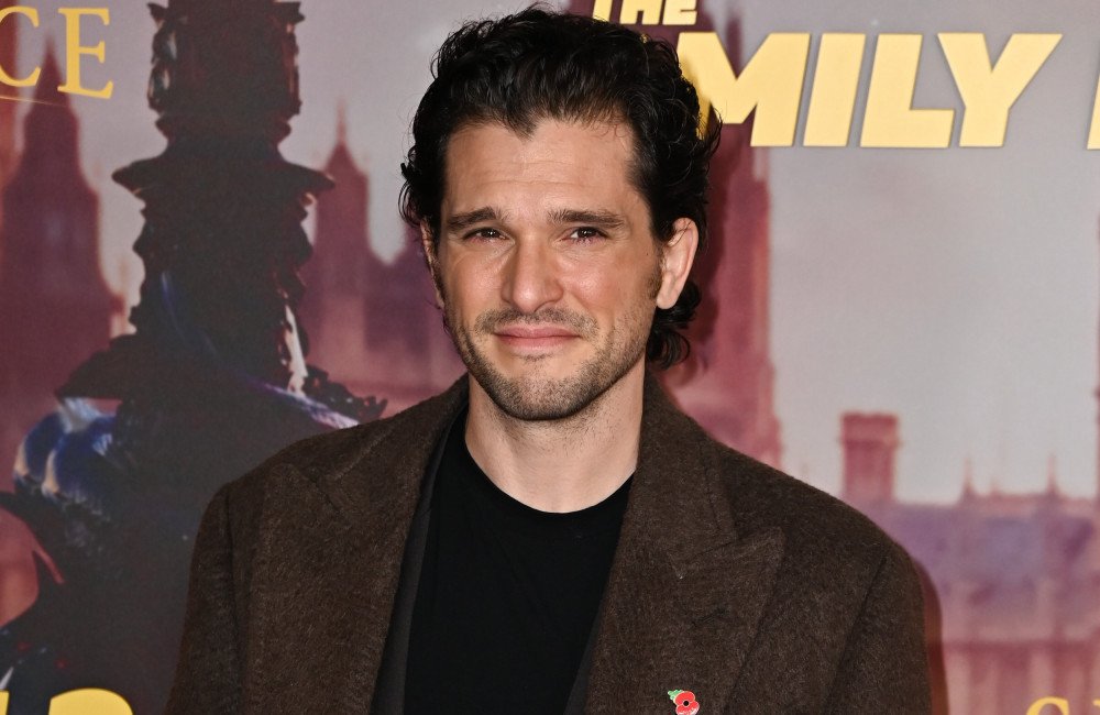Kit Harington as Jon Snow in Game of Thrones, with a serious expression, highlighting his commitment to his character and wellbeing, as he navigates the challenges of the show and his personal life, with a focus on self-care and rehab
