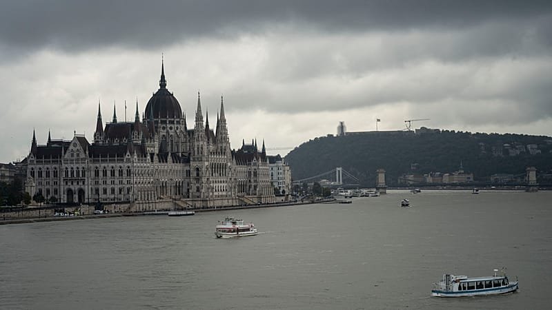 Hungary credit rating downgraded to junk status