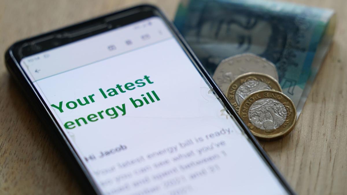 UK energy bills rising due to snow