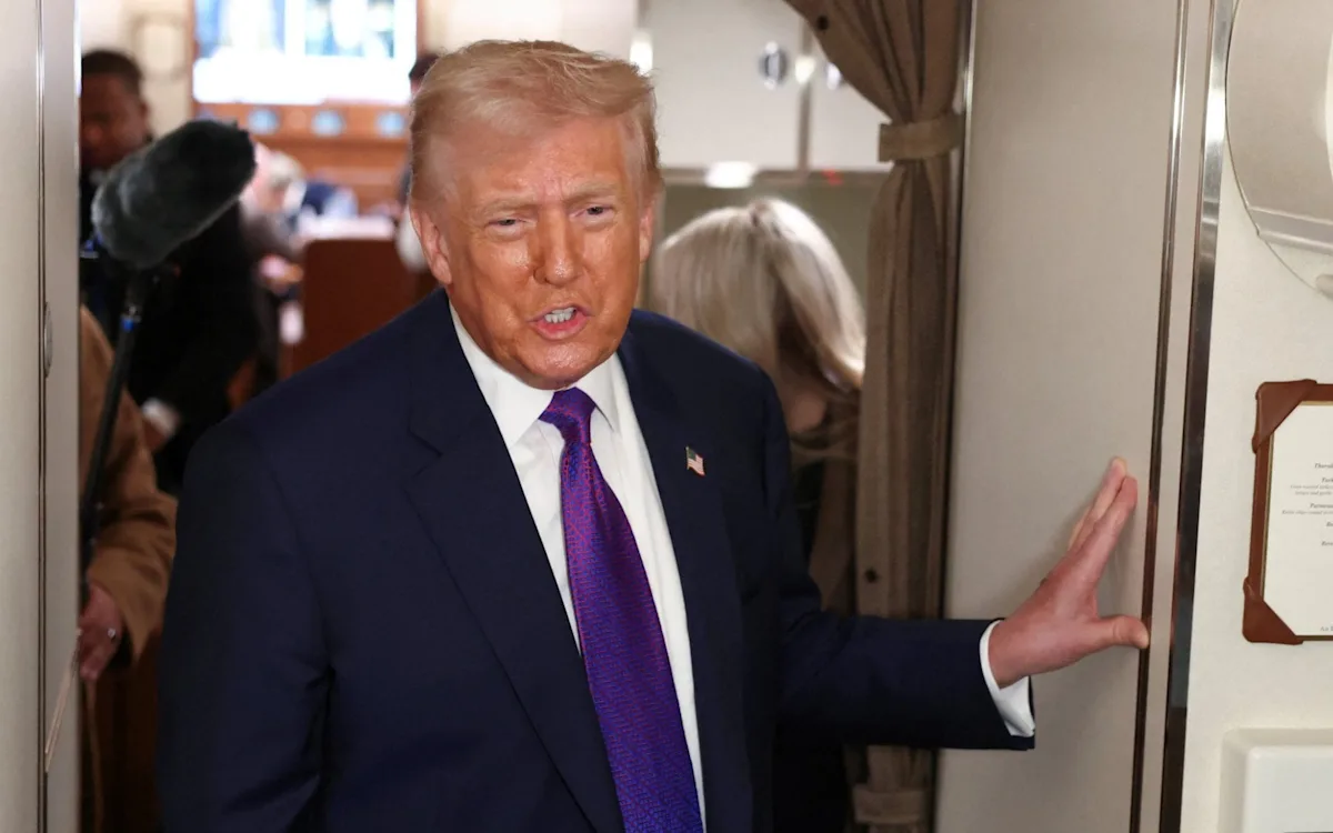 A photo of the White House and Windsor Castle, symbolising the divide between the two institutions, with a focus on the Royal Family and US UK relations, as the world watches the unfolding situation surrounding Prince Andrew's arrest