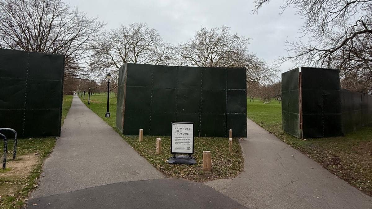 London park fencing sparks outrage
