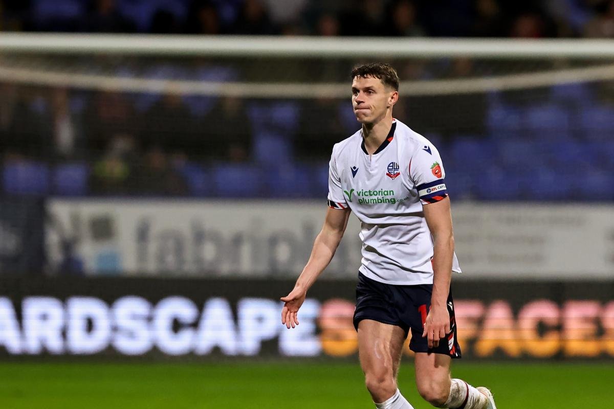 Eoin Toal in action for Bolton Wanderers