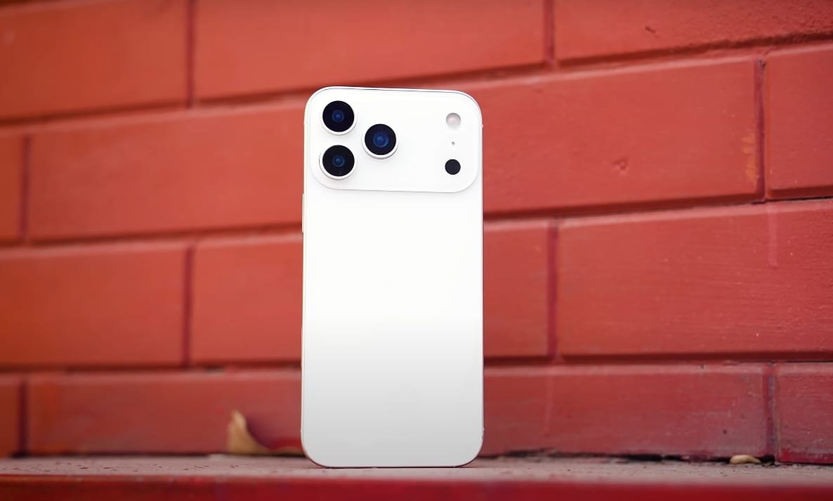 iPhone 17 leaked image