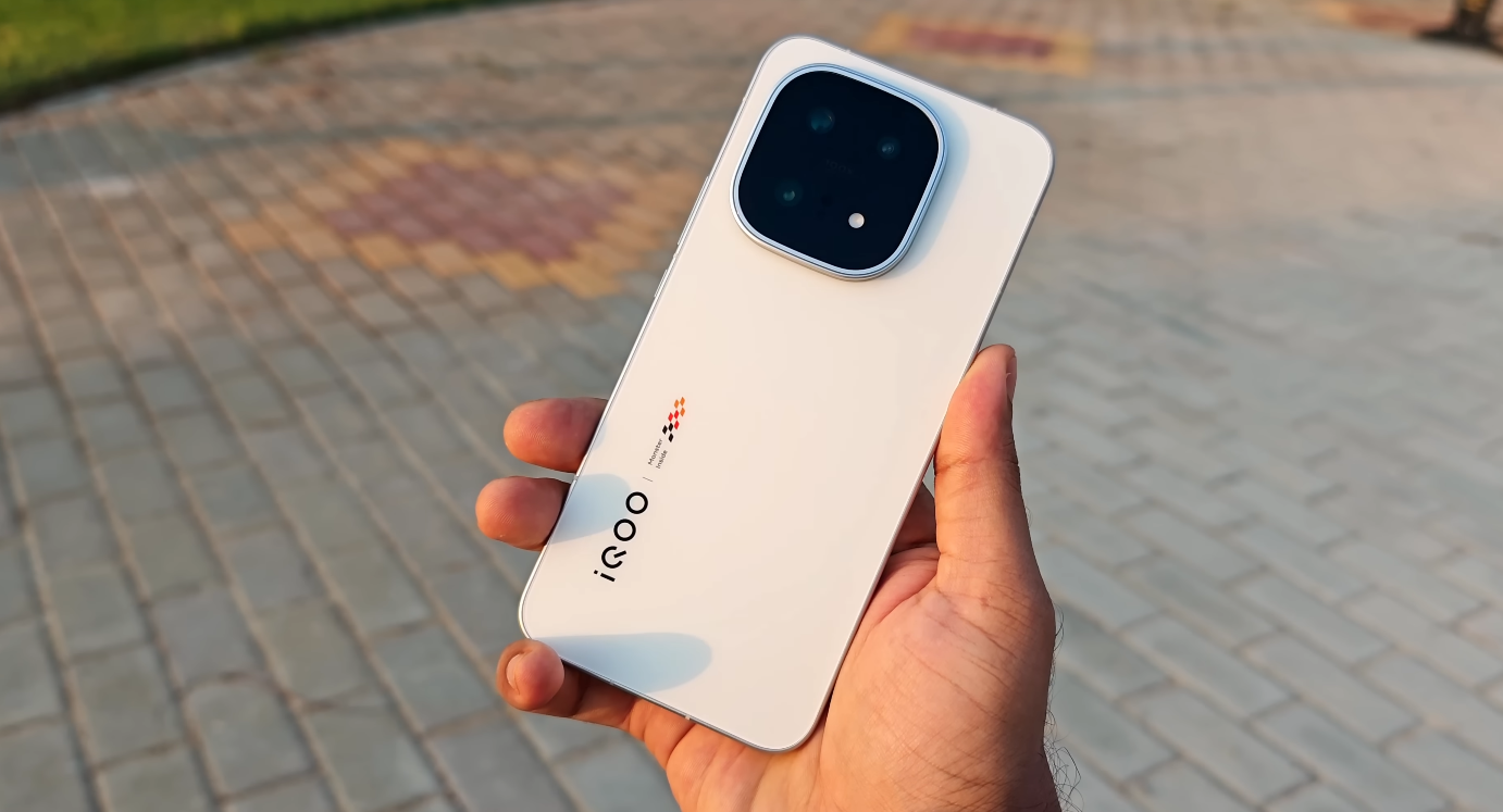 iQOO 15 US launch could challenge Samsung’s market hold