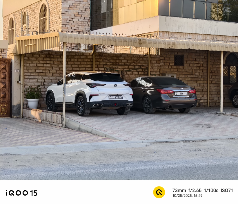 iQOO 15 hands-on experiences from UK vloggers reveal impressive performance and camera quality