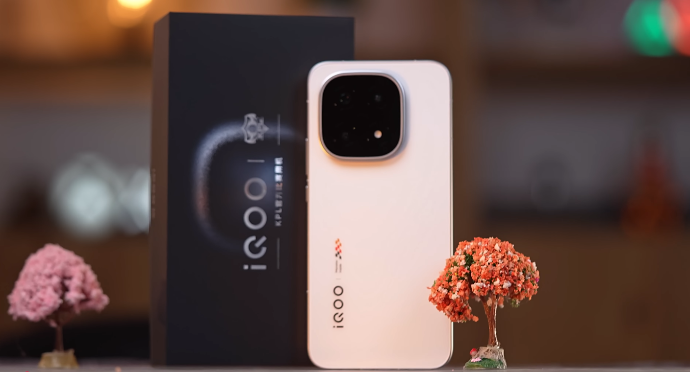 iQOO 15 may arrive in the UK sooner than expected